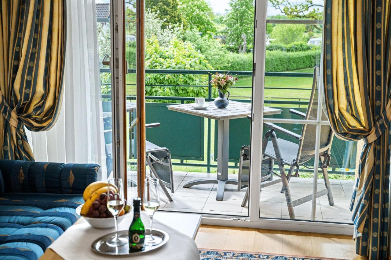 Hotel Preishof Kirchham Bagian luar foto