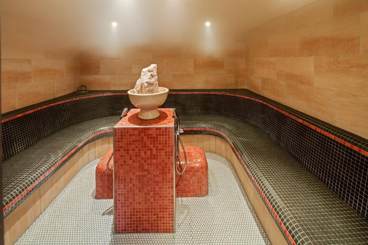 Hotel Preishof Kirchham Bagian luar foto