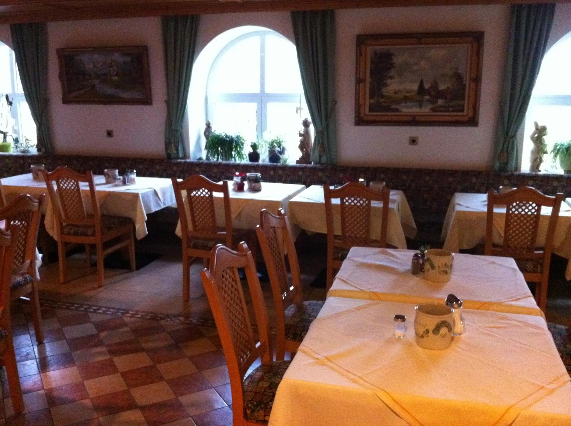 Hotel Preishof Kirchham Bagian luar foto